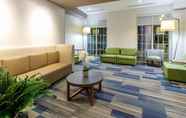 Common Space 2 Holiday Inn Express & Suites STURBRIDGE, an IHG Hotel