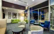 Lobi 3 Holiday Inn Express & Suites QUEENSBURY - LAKE GEORGE AREA, an IHG Hotel