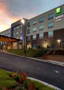 EXTERIOR_BUILDING Holiday Inn Express & Suites Charlotte NE - University Area, an IHG Hotel