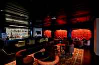 Bar, Cafe and Lounge Crowne Plaza CHENNAI ADYAR PARK, an IHG Hotel