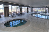 Swimming Pool Holiday Inn BOISE AIRPORT, an IHG Hotel