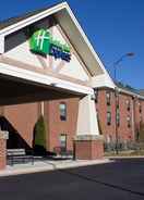 EXTERIOR_BUILDING Holiday Inn Express West Jefferson, an IHG Hotel