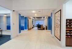 Lobi 7 Holiday Inn Express & Suites ROLLA - UNIV OF MISSOURI S&T, an IHG Hotel