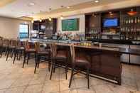 Bar, Kafe dan Lounge Crowne Plaza VENTURA BEACH, an IHG Hotel