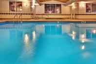 Swimming Pool Holiday Inn Express O'NEILL, an IHG Hotel