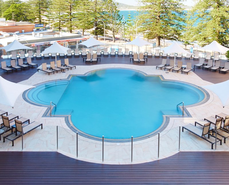 Kolam Renang Crowne Plaza TERRIGAL PACIFIC, an IHG Hotel