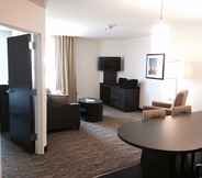 Ruang Umum 2 Candlewood Suites YOUNGSTOWN WEST - AUSTINTOWN
