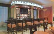 Bar, Kafe, dan Lounge 2 Holiday Inn JACKSON NW - AIRPORT ROAD, an IHG Hotel