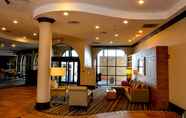 Lobi 5 Holiday Inn EL PASO WEST – SUNLAND PARK, an IHG Hotel