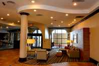 Lobi Holiday Inn EL PASO WEST – SUNLAND PARK, an IHG Hotel