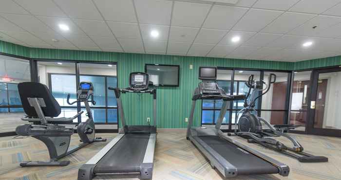 Fitness Center Holiday Inn Express & Suites NORTH EAST (ERIE I-90 EXIT 41), an IHG Hotel