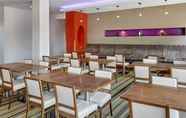 Others 6 Holiday Inn Express LONDON - NEWBURY PARK, an IHG Hotel