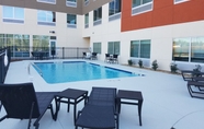 Swimming Pool 2 Holiday Inn Express & Suites CARROLLTON WEST, an IHG Hotel