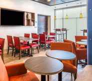 Restoran 3 Holiday Inn Express & Suites TAMPA NORTH - WESLEY CHAPEL, an IHG Hotel