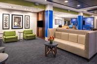 Lobby Holiday Inn Express & Suites TAMPA NORTH - WESLEY CHAPEL, an IHG Hotel