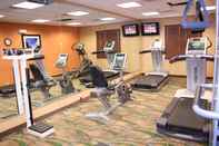 Fitness Center Holiday Inn Express & Suites PRATT, an IHG Hotel