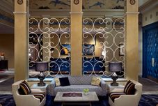 Lobby Kimpton Hotel Monaco Seattle, an IHG Hotel