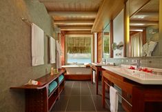 Khác 4 InterContinental Hotels BORA BORA RESORT THALASSO SPA by IHG, an IHG Hotel