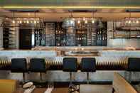 Bar, Cafe and Lounge InterContinental Hotels MARINE DRIVE-MUMBAI, an IHG Hotel