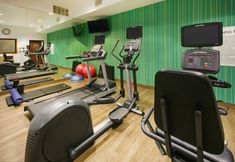 健身中心 4 Holiday Inn Express & Suites BURLESON/FT. WORTH by IHG, an IHG Hotel