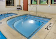 游泳池 2 Holiday Inn Express & Suites BURLESON/FT. WORTH by IHG, an IHG Hotel