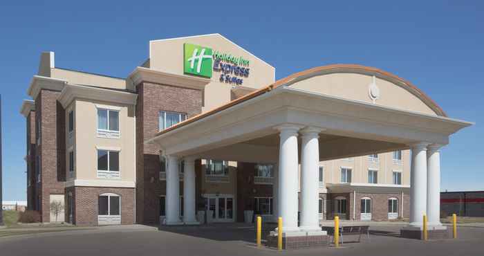 Bên ngoài Holiday Inn Express & Suites MINOT, an IHG Hotel