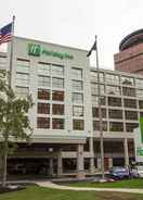 EXTERIOR_BUILDING Holiday Inn ROCHESTER NY - DOWNTOWN, an IHG Hotel