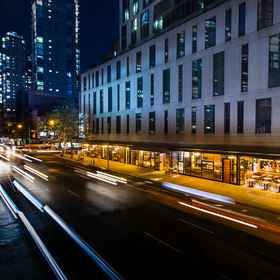 Hotel Exterior1Eventi, an IHG Hotel,贾维茨会展中心飯店