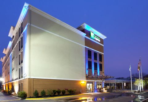 外部的 Holiday Inn Express WASHINGTON DC - BW PARKWAY by IHG, an IHG Hotel