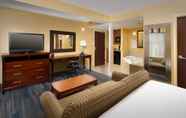 อื่นๆ 3 Holiday Inn Express WASHINGTON DC - BW PARKWAY, an IHG Hotel