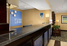大堂 2 Holiday Inn Express WASHINGTON DC - BW PARKWAY by IHG, an IHG Hotel