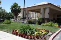 Common Space Holiday Inn Express MADERA-YOSEMITE PK AREA, an IHG Hotel