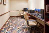 Sảnh chức năng Staybridge Suites MILWAUKEE WEST-OCONOMOWOC, an IHG Hotel