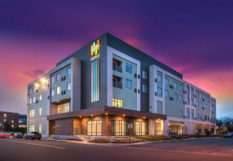 Exterior EVEN Hotel EUGENE by IHG
