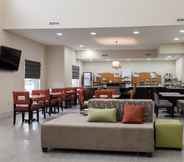 Lobby 6 Holiday Inn Express & Suites SWEETWATER, an IHG Hotel