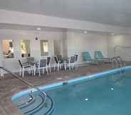Swimming Pool 2 Holiday Inn Express & Suites SWEETWATER, an IHG Hotel