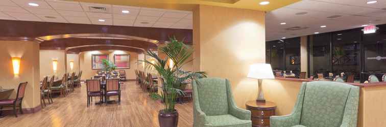 Lobi Holiday Inn SACRAMENTO DOWNTOWN - ARENA, an IHG Hotel