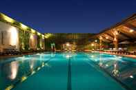 สระว่ายน้ำ Holiday Inn SINGAPORE ORCHARD CITY CENTRE, an IHG Hotel