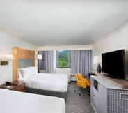 Others 4 Holiday Inn ASHEVILLE EAST-BLUE RIDGE PKWY, an IHG Hotel