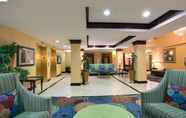 Lobby 2 Holiday Inn Express & Suites TOWER CENTER NEW BRUNSWICK, an IHG Hotel