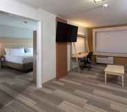 Bedroom 6 Holiday Inn Express & Suites MONROE, an IHG Hotel