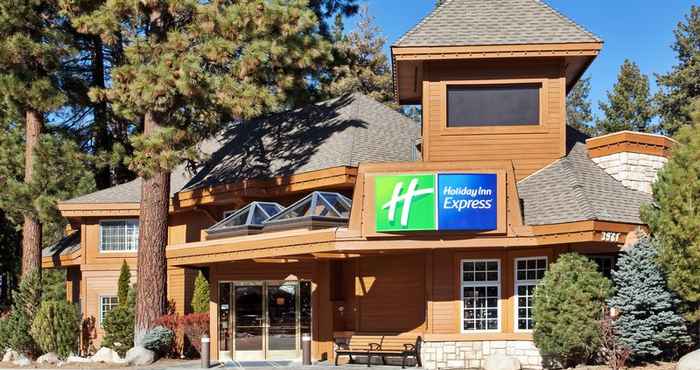 Bangunan Holiday Inn Express SOUTH LAKE TAHOE, an IHG Hotel