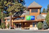 Exterior Holiday Inn Express SOUTH LAKE TAHOE, an IHG Hotel