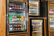 酒吧、咖啡厅和休息室 Holiday Inn Express & Suites KINGSTON-ULSTER by IHG, an IHG Hotel