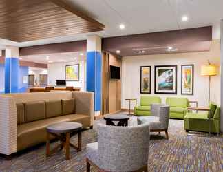 Lobby 2 Holiday Inn Express & Suites PROSSER - YAKIMA VALLEY WINE, an IHG Hotel