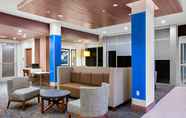 Lobby 5 Holiday Inn Express & Suites PROSSER - YAKIMA VALLEY WINE, an IHG Hotel