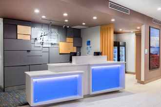 Lobby 4 Holiday Inn Express & Suites PROSSER - YAKIMA VALLEY WINE, an IHG Hotel