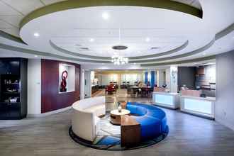 Lobby 4 Holiday Inn Express & Suites LAKELAND SOUTH, an IHG Hotel