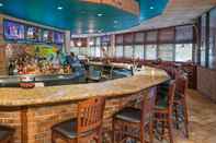 Bar, Cafe and Lounge Crowne Plaza AUBURN HILLS, an IHG Hotel