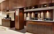 Lobi 7 Crowne Plaza CRYSTAL CITY-WASHINGTON, D.C., an IHG Hotel